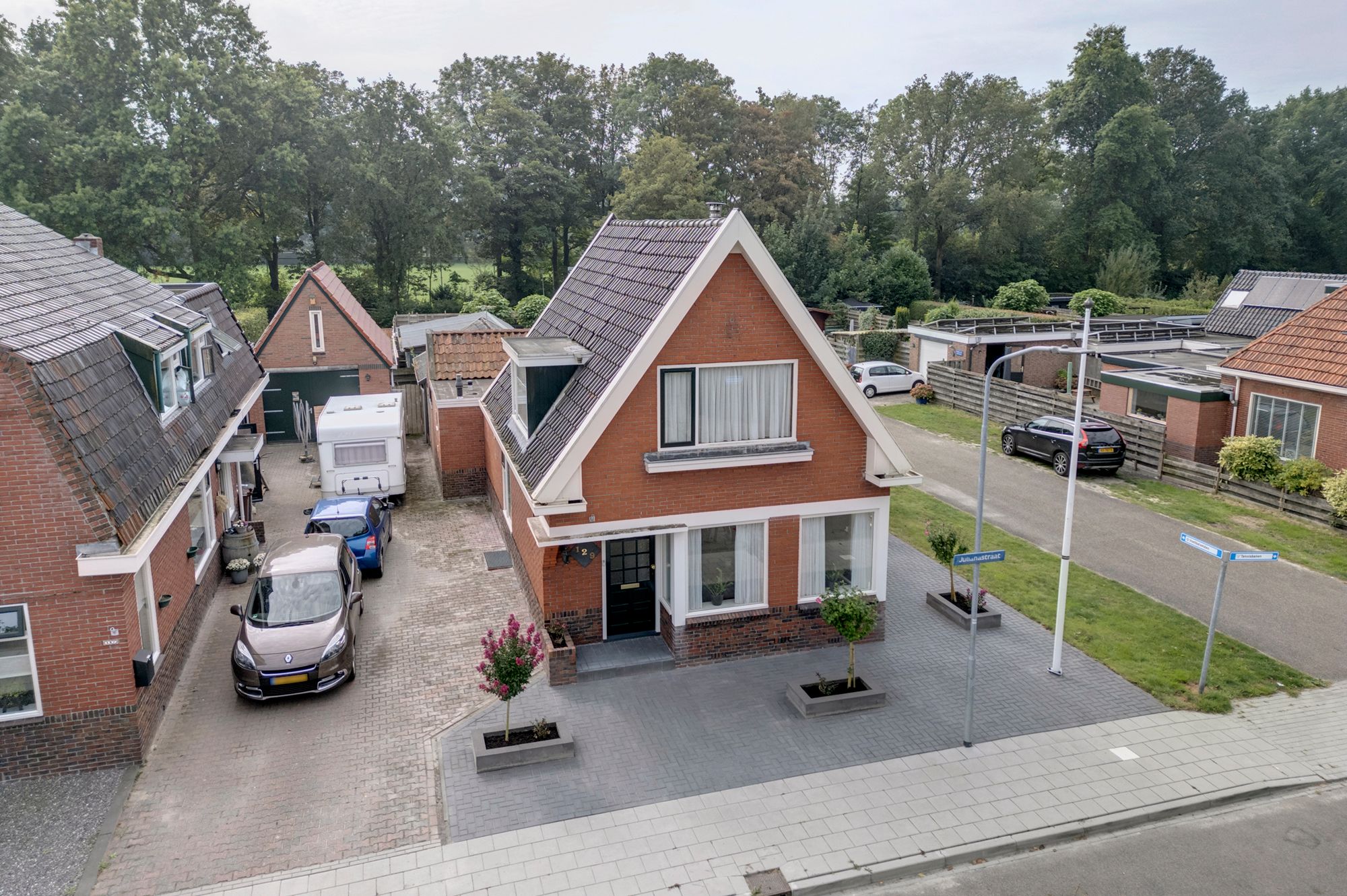 Foto 6 van Julianastraat 129