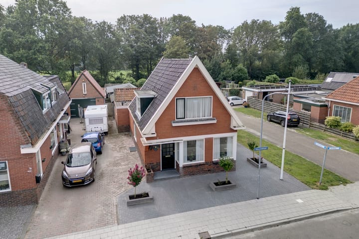 Foto 6 van Julianastraat 129