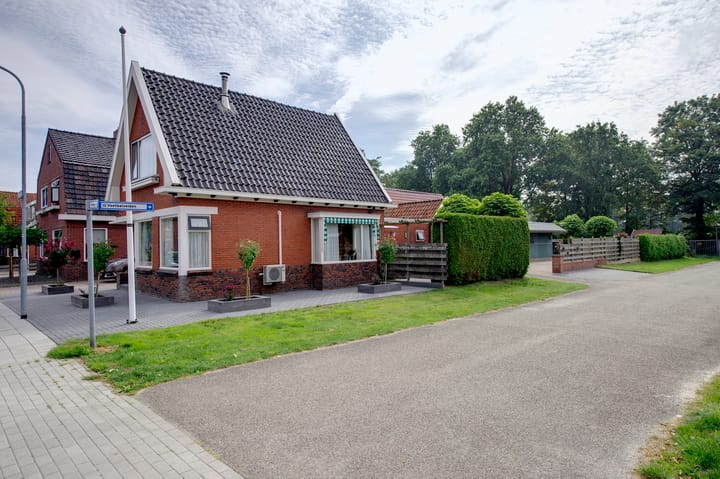 Foto 11 van Julianastraat 129