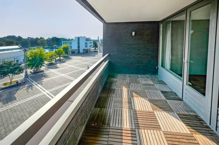 Foto 9 van Plein 1992 48-D