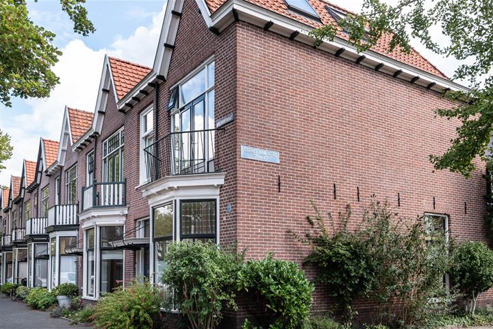 View photo 57 of Velserstraat 81