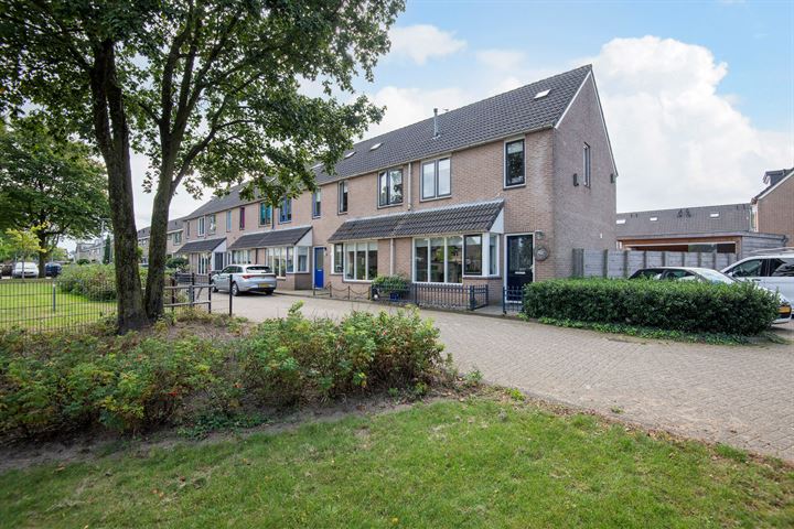 View photo 23 of Vervoornstraat 130