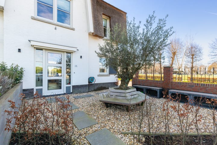 Foto 6 van Anemoonlaan 1