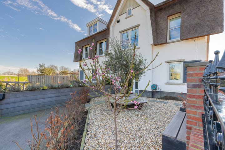 Foto 48 van Anemoonlaan 1