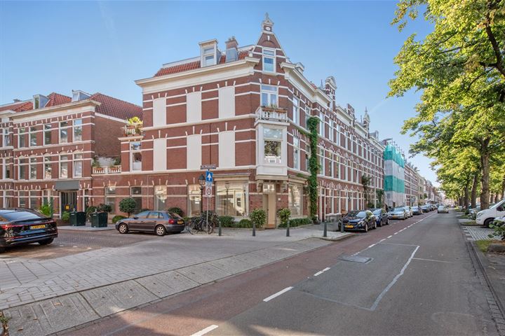 Bekijk foto 33 van Van Marumstraat 36