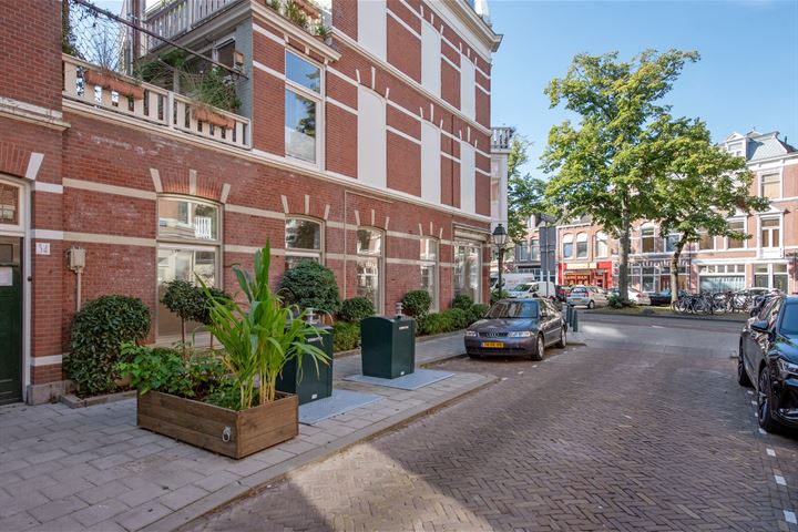 Bekijk foto 31 van Van Marumstraat 36