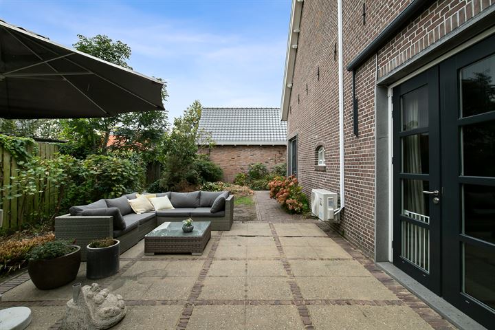 View photo 51 of Middelstraat 14