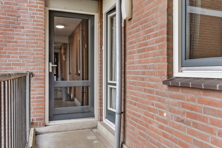 Bekijk foto 10 van Prins Hendrikstraat 75