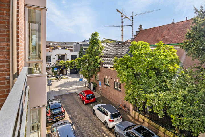 Bekijk foto 34 van Prins Hendrikstraat 75