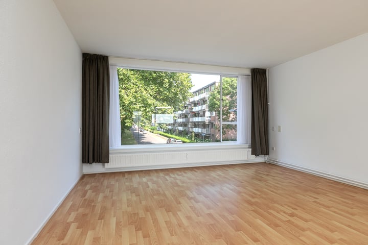 Bekijk foto 2 van Rijnauwenstraat 102-A