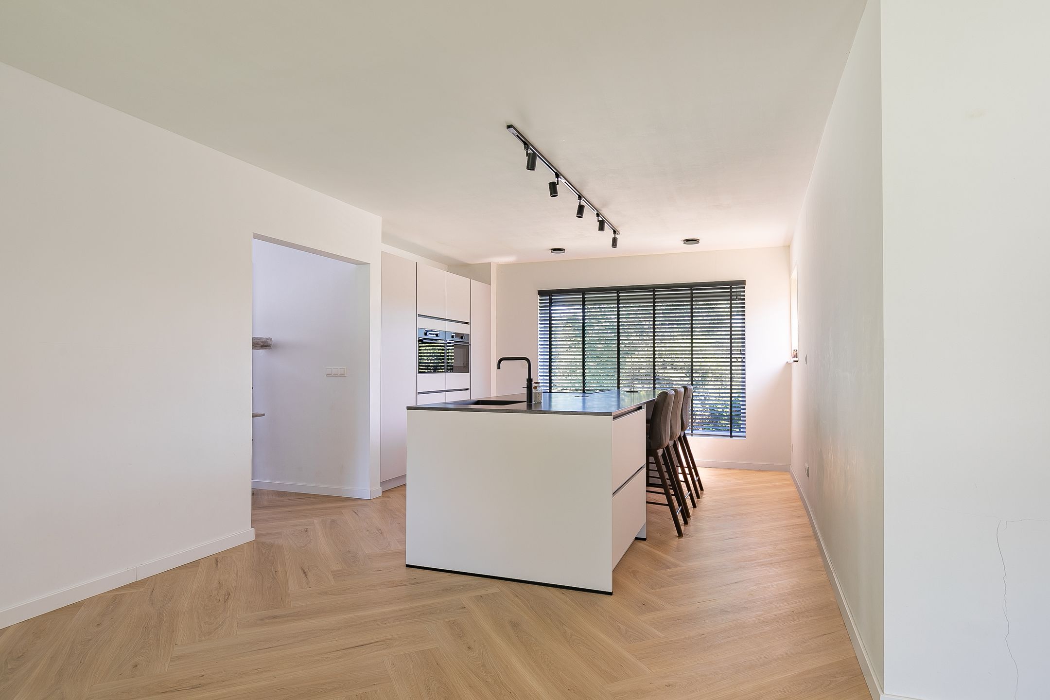 Foto 6 van Europaweg-Noord 13