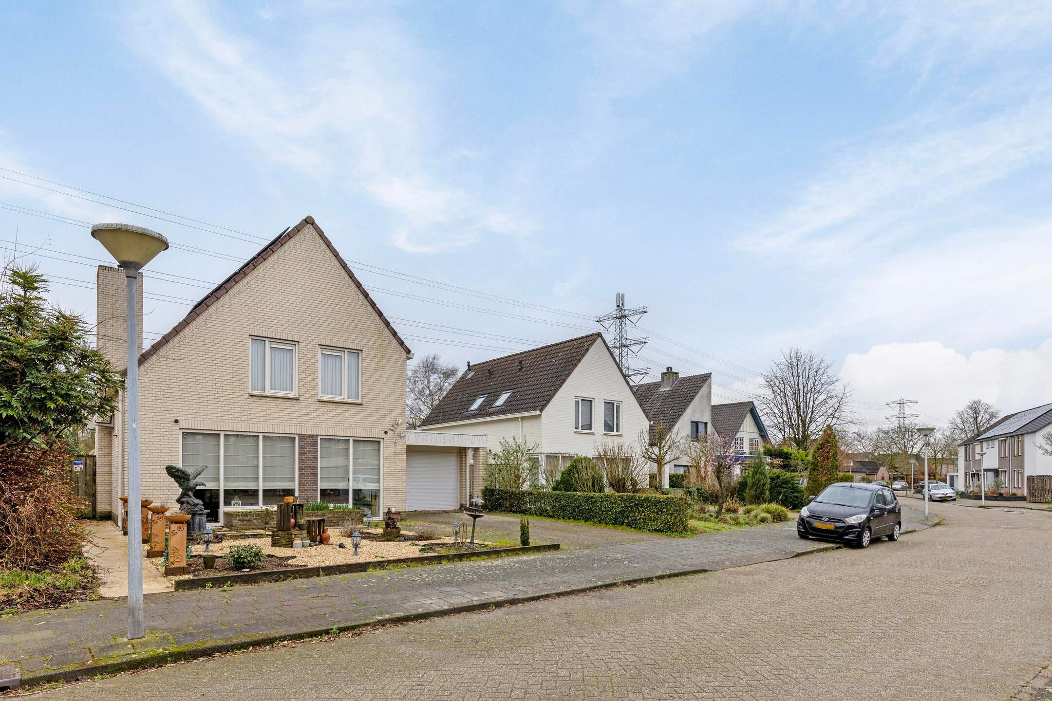 Photo 3 of Scheldestraat 4-A