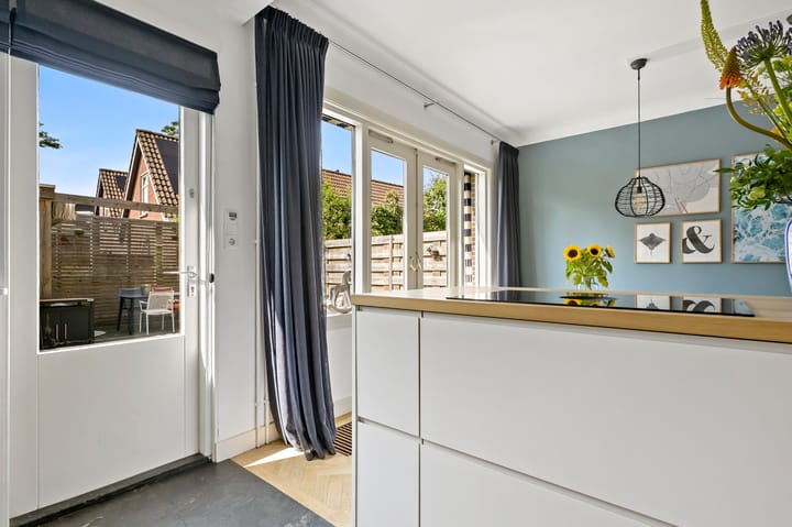 Photo 8 of Kerkstraat 52