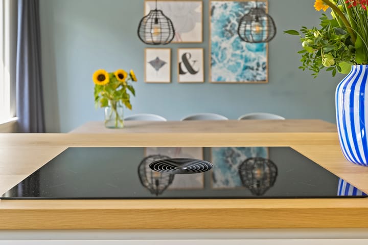 Photo 10 of Kerkstraat 52