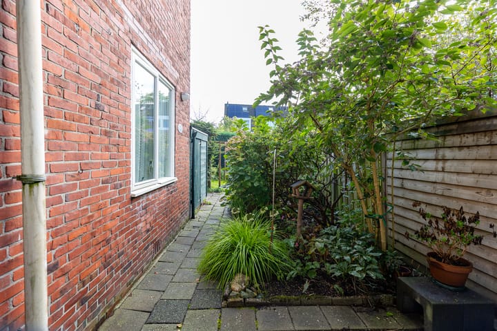 Foto 16 van Helper Weststraat 40