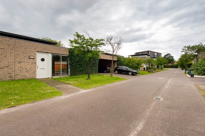 Bekijk foto 31 van Galileistraat 11