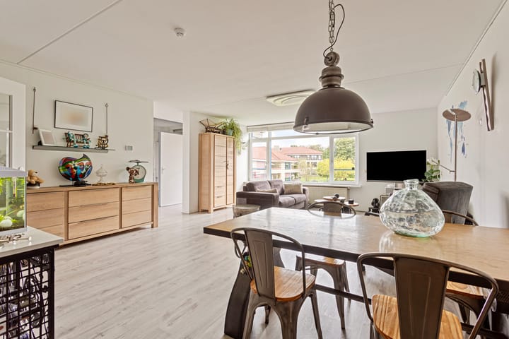 Foto 15 van Groot hoefbladlaan 66