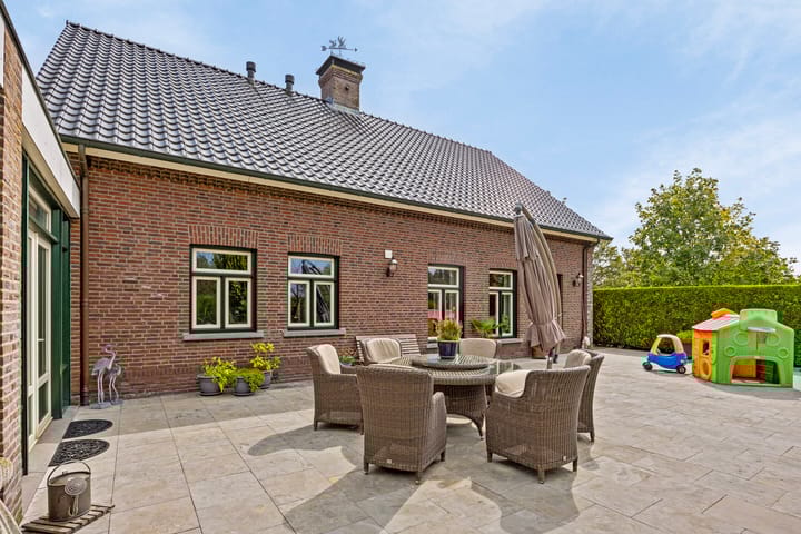 Foto 51 van Wevertweg 5