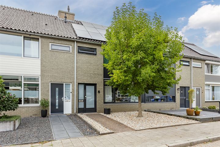 Bekijk foto 1 van van der Plaatstraat 5