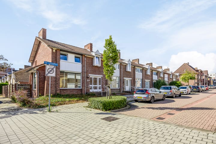 Foto 3 van Mgr. Lebouillestraat 30