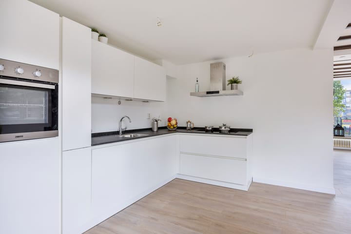 Foto 14 van Mgr. Lebouillestraat 30