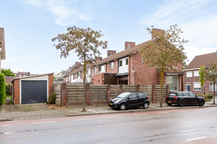 Foto 32 van Mgr. Lebouillestraat 30