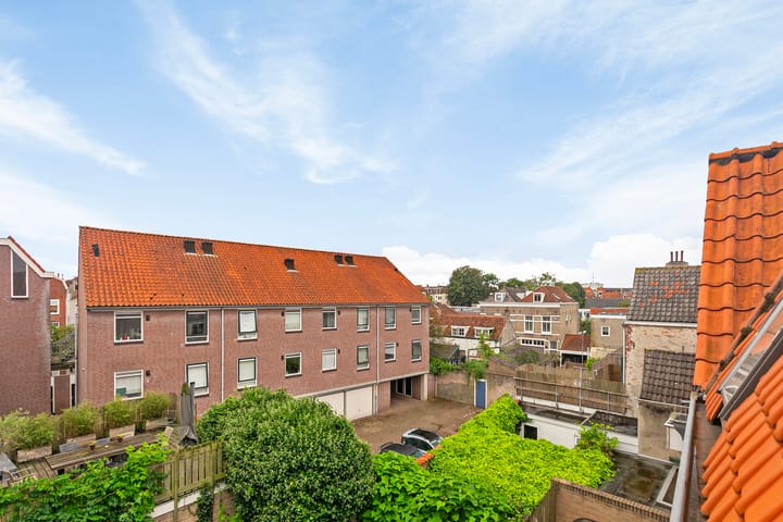 Foto 19 van Zusterstraat 70