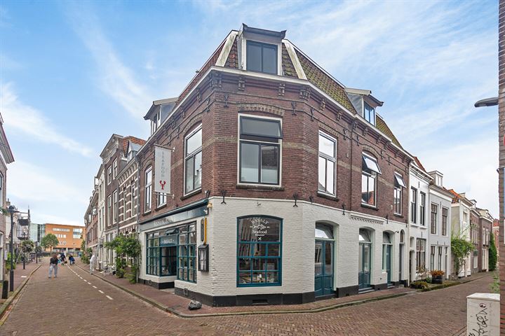 Bekijk foto 22 van Zusterstraat 70