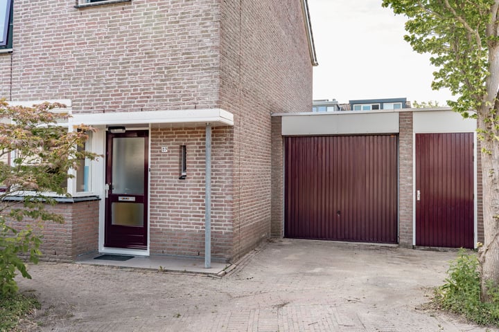 Bekijk foto 38 van Alban Bergstraat 37