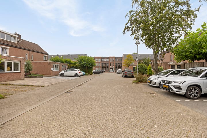 Photo 36 of Beukenlaan 6