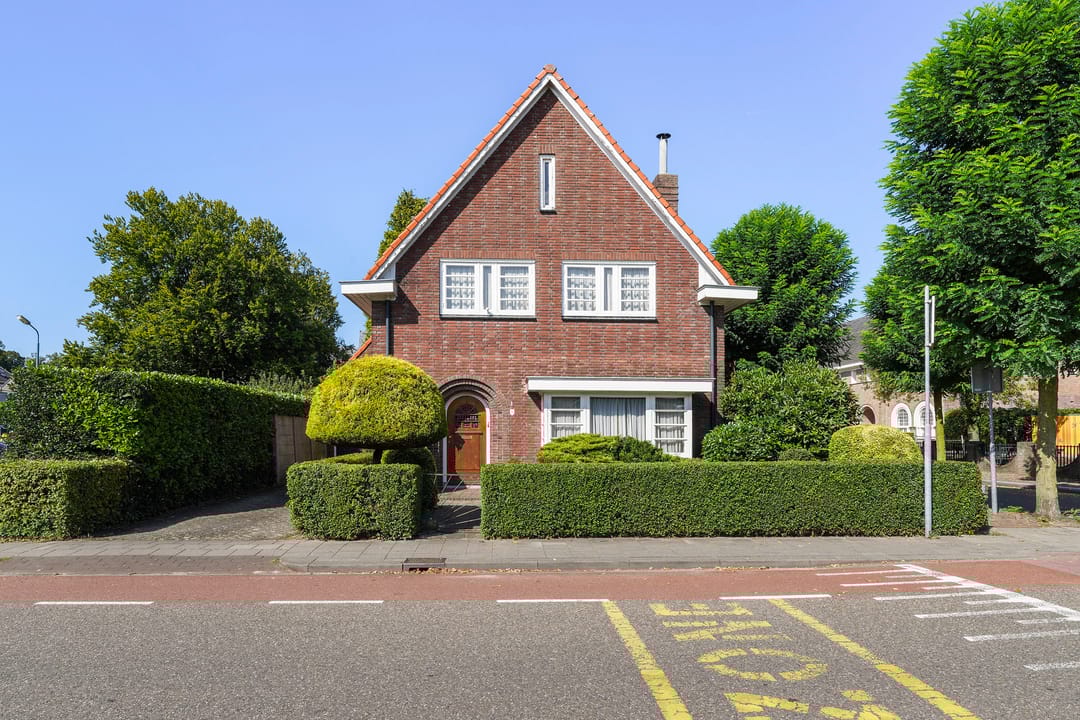 Foto 2 van Terburghtweg 1