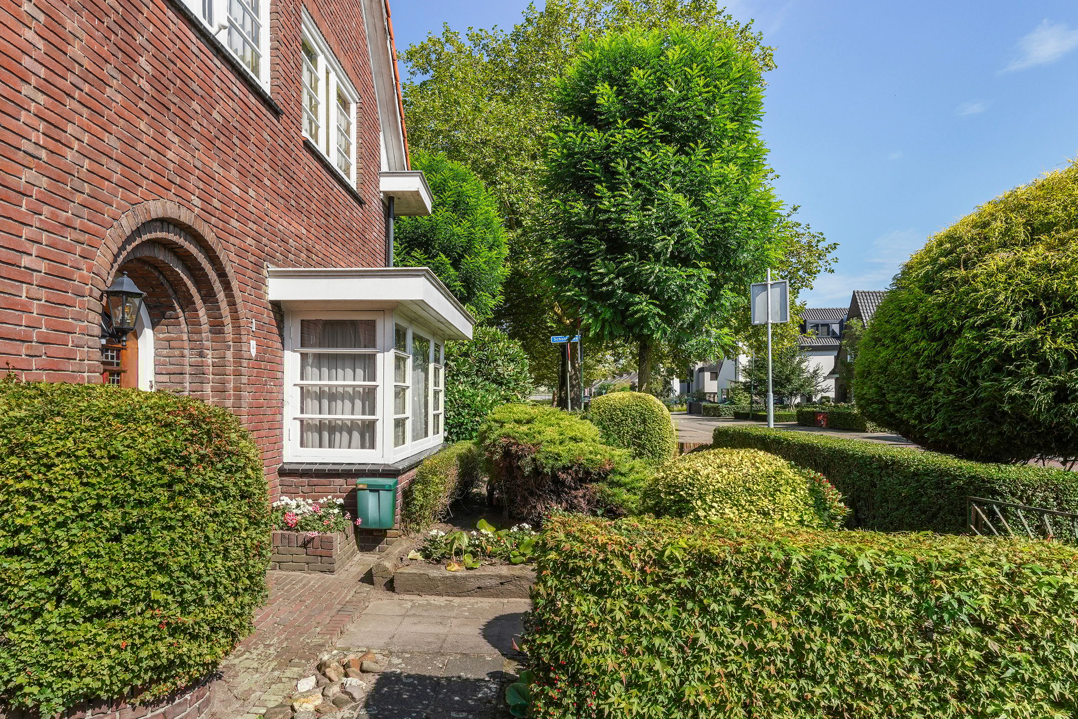 Foto 9 van Terburghtweg 1