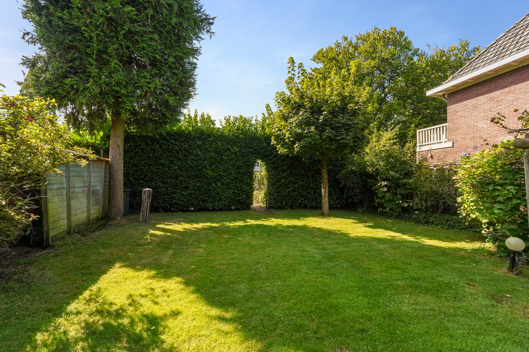 Foto 43 van Terburghtweg 1