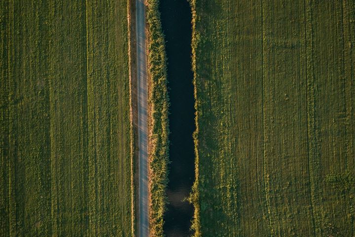 Bekijk foto 10 van Kanaaldijk Watergang