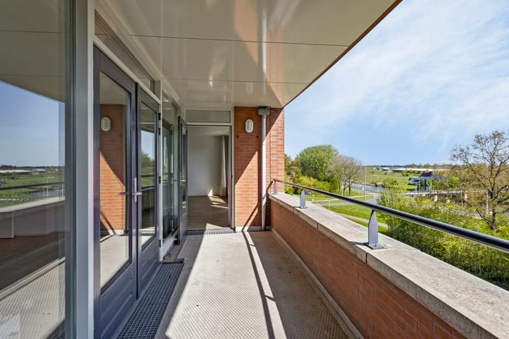 Photo 19 of Dongeradyk 13-4