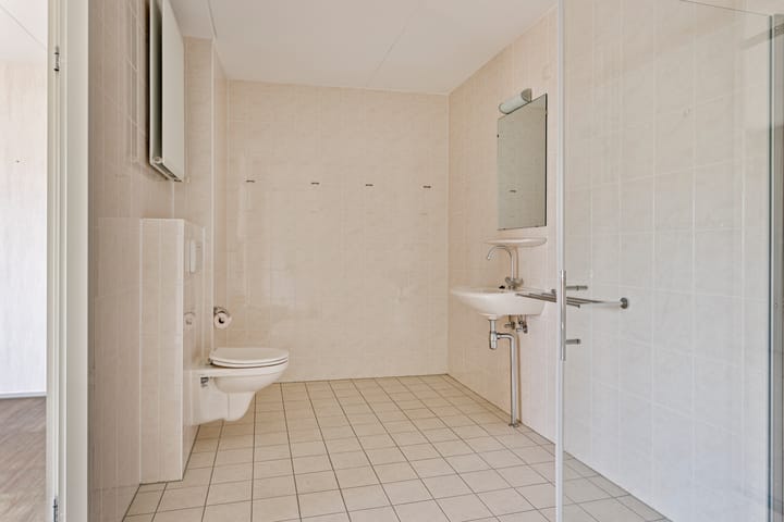 Photo 23 of Dongeradyk 13-4