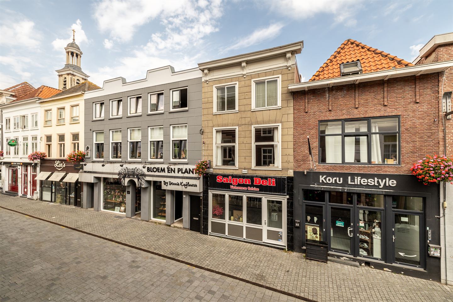 Bekijk foto 1 van Halstraat 21