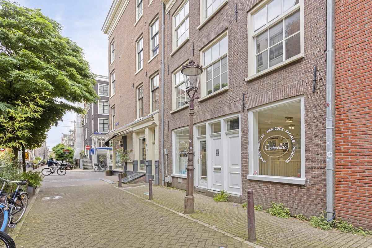 View photo 2 of Utrechtsedwarsstraat 73