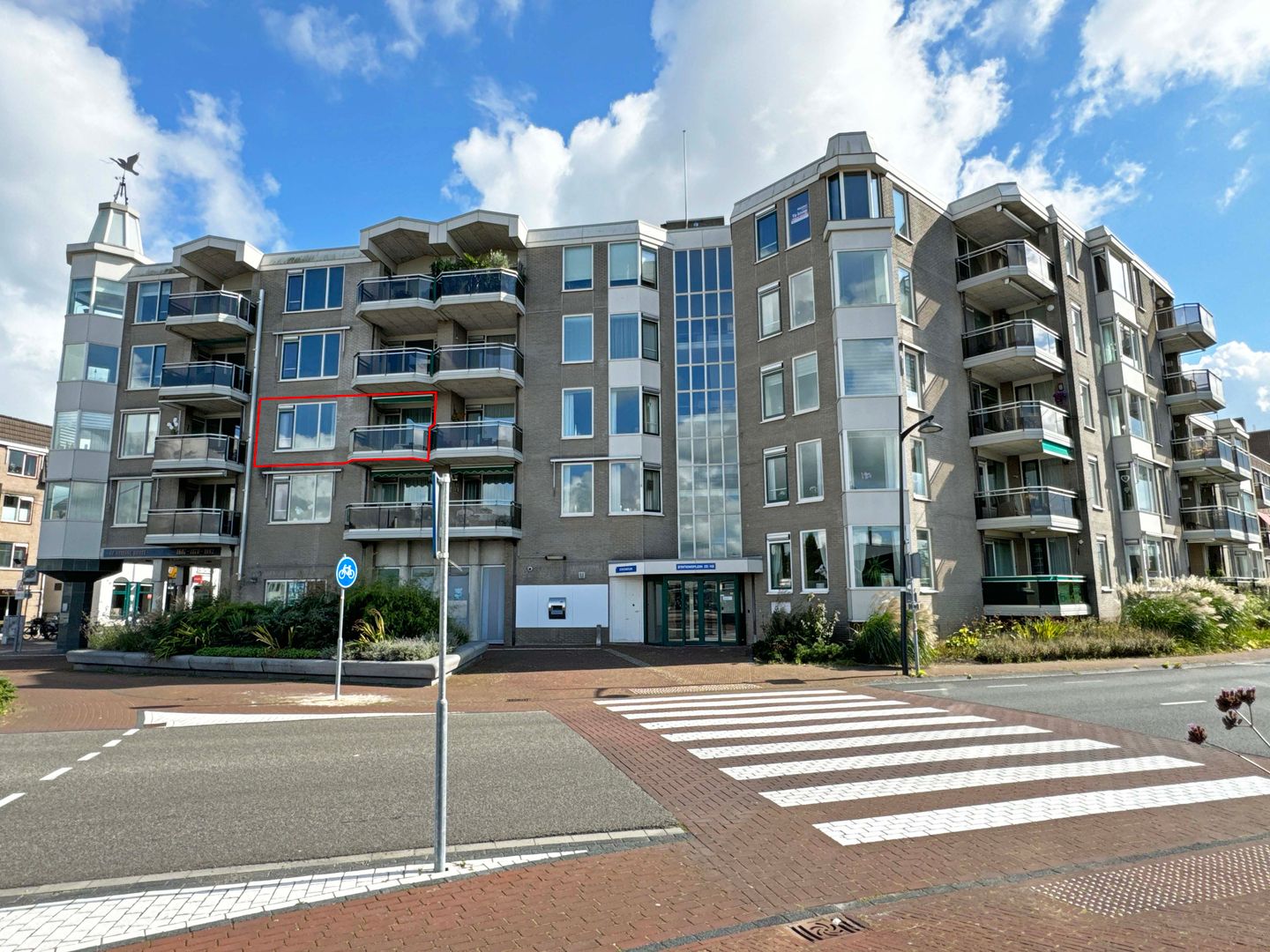 Foto 1 van Stationsplein 32