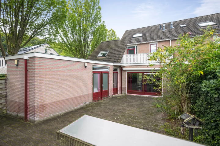 Foto 2 van Burg. Crommelinlaan 4