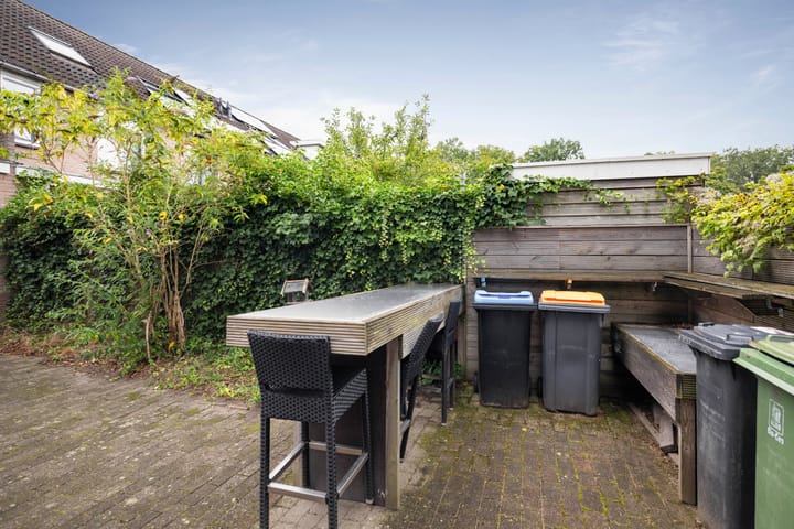 Foto 39 van Burg. Crommelinlaan 4