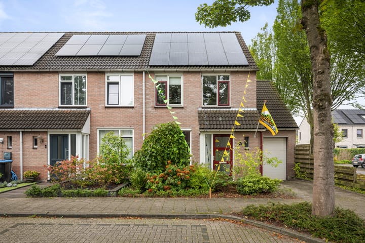 Foto 43 van Burg. Crommelinlaan 4