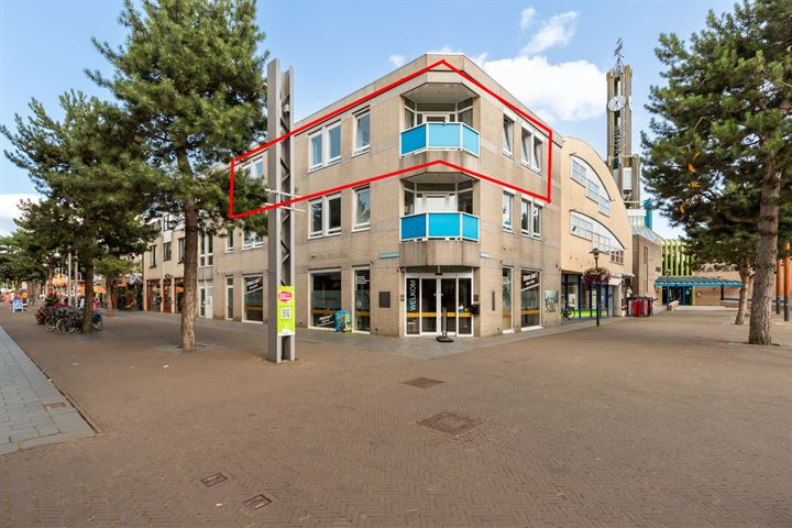 Bekijk foto 4 van Raadhuisstraat 4