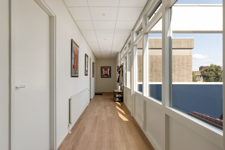 Foto 8 van Raadhuisstraat 4