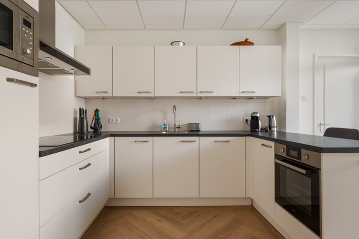 Foto 15 van Raadhuisstraat 4