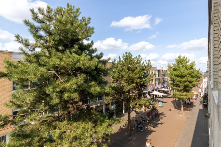 Foto 32 van Raadhuisstraat 4