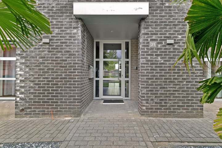 Foto 3 van Boterbloem 21