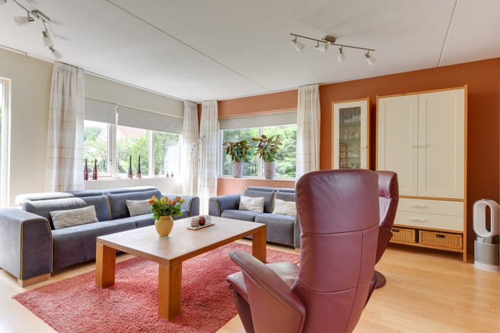 Foto 2 van Renoirhof 99