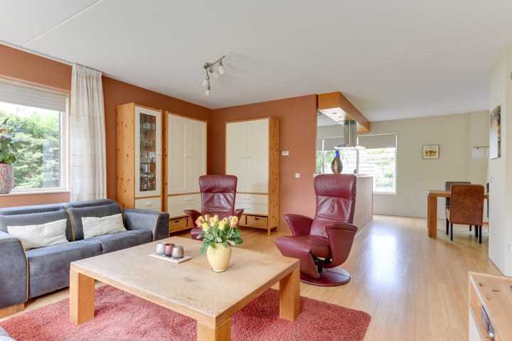 Foto 11 van Renoirhof 99