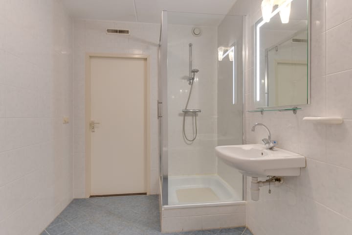 Foto 33 van Renoirhof 99